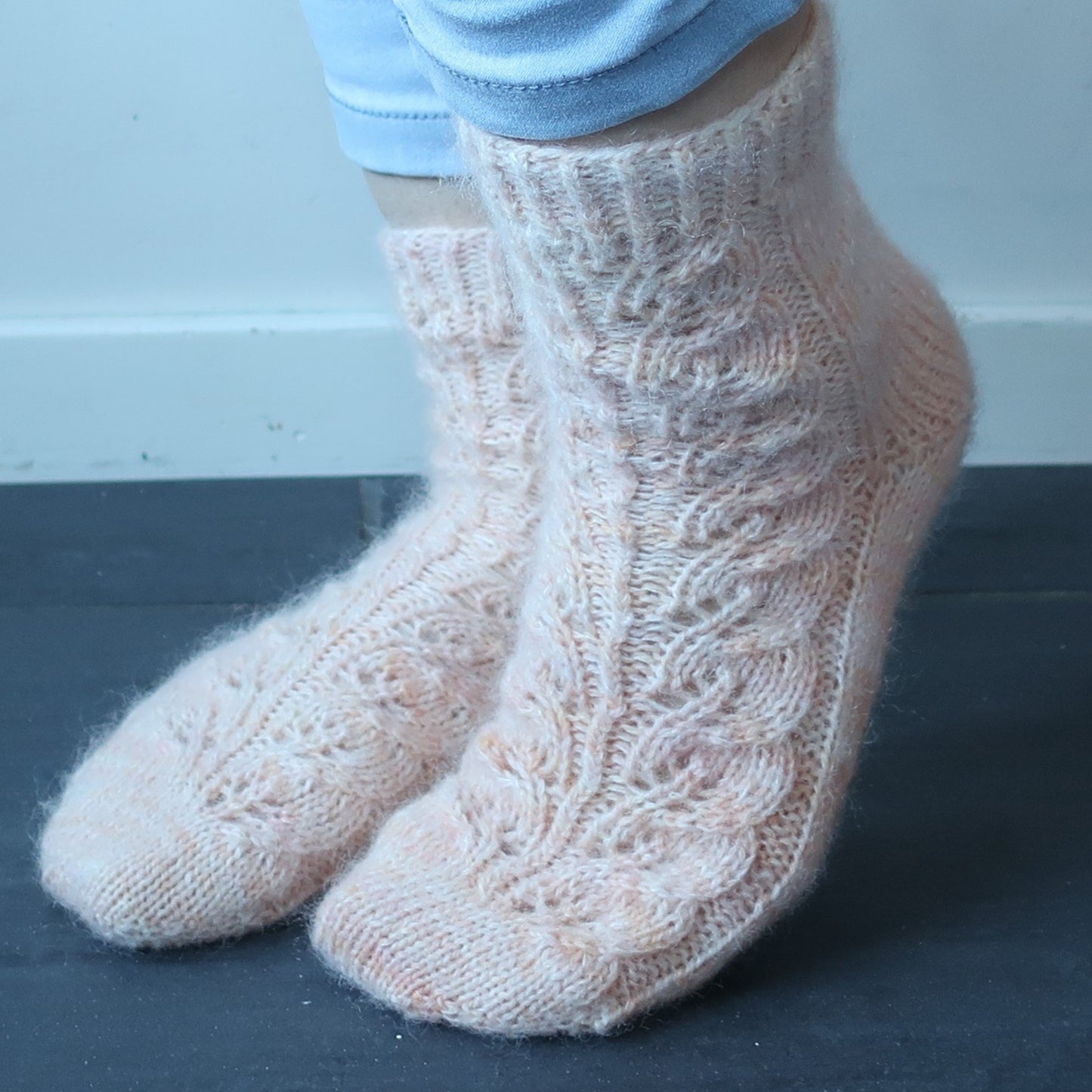 Sarina Socks Pattern Only - Digital Pattern in English/Norwegian - Norwegian design