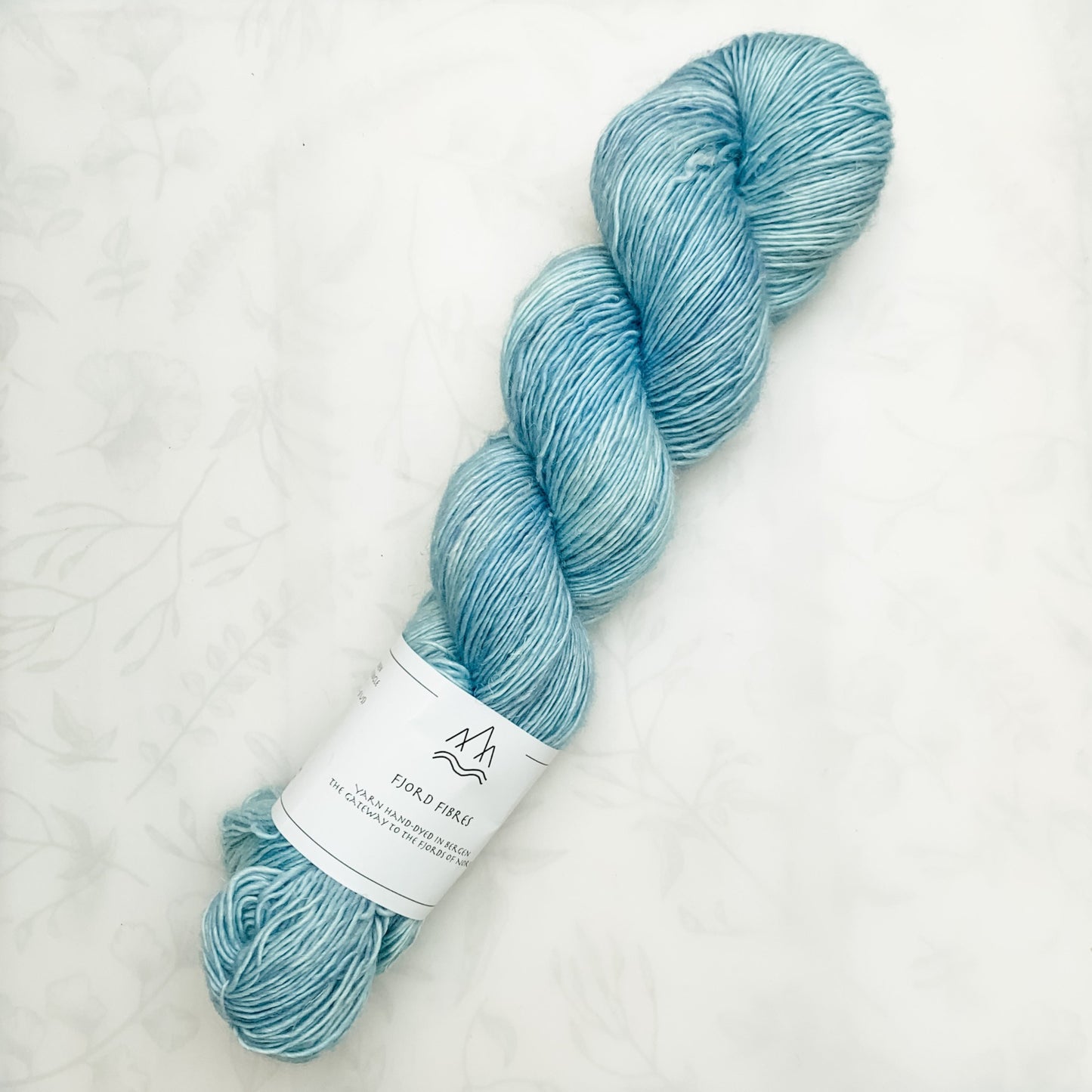 Plateau - Lysefjord Single - Tonal Yarn - Hand dyed yarn