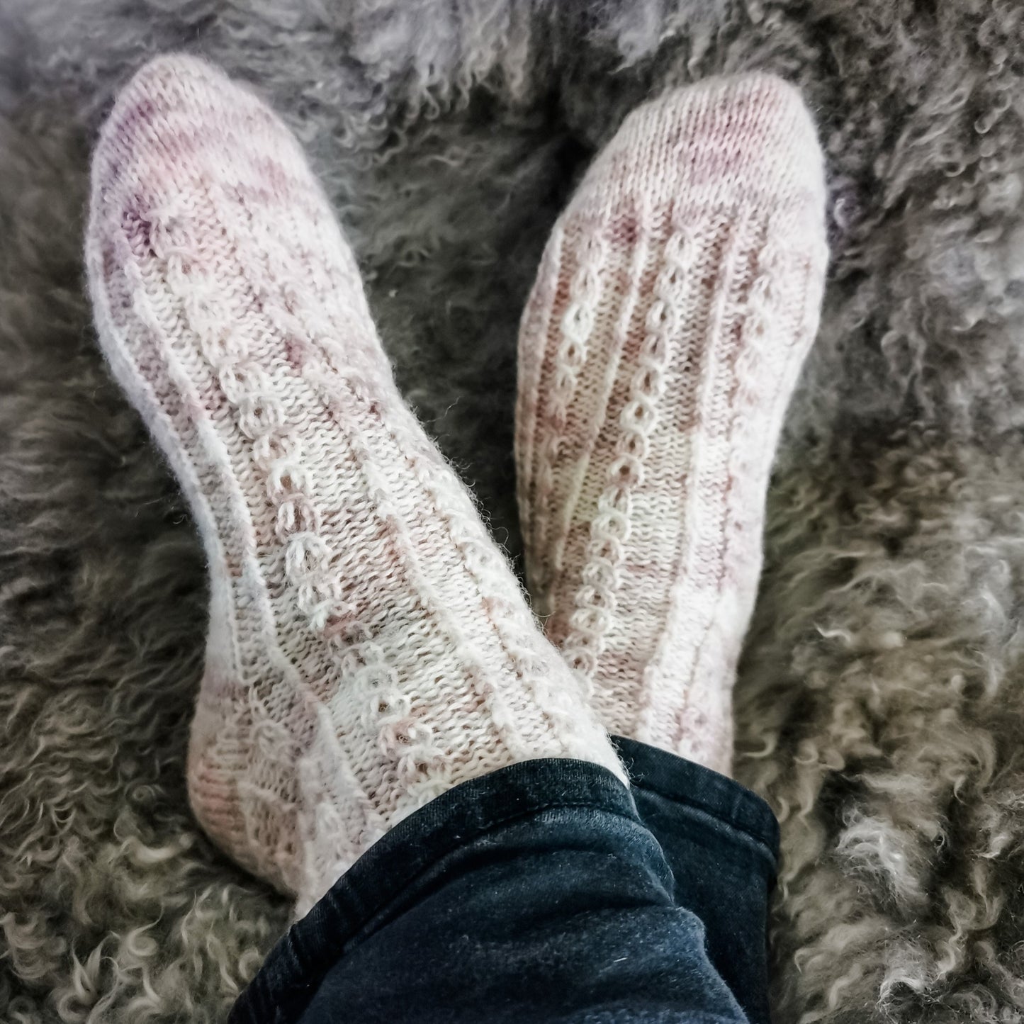 I see You Socks Pattern Only - Digital Pattern in English/Norwegian - Norwegian design