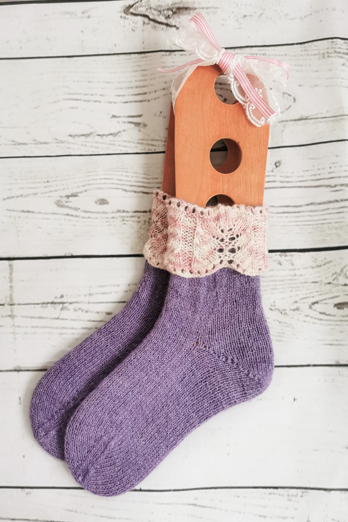Penelope Socks Pattern Only - Digital Pattern in English/Norwegian - Norwegian design