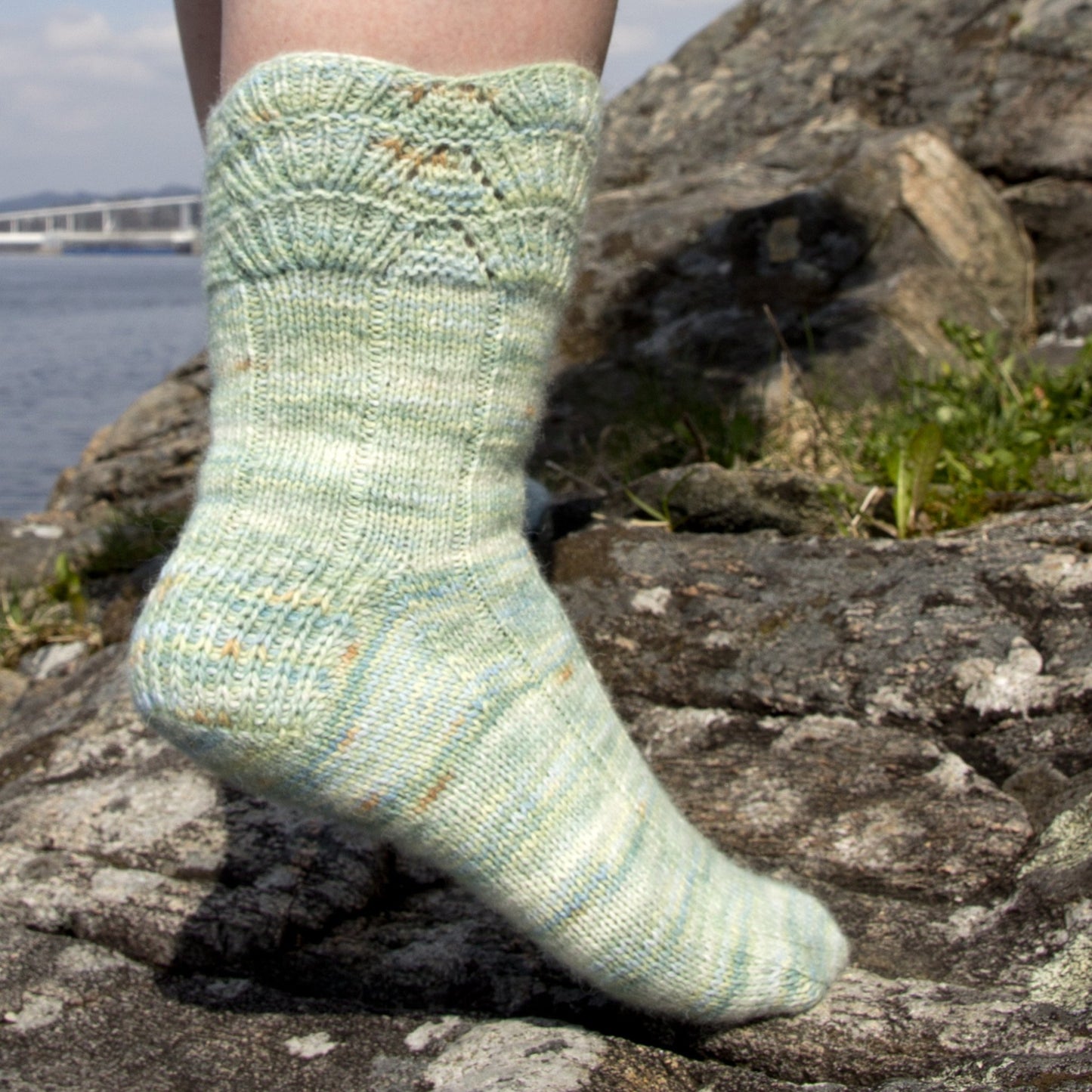 Fiordum Socks - Pattern Only - Digital Pattern in English/Norwegian