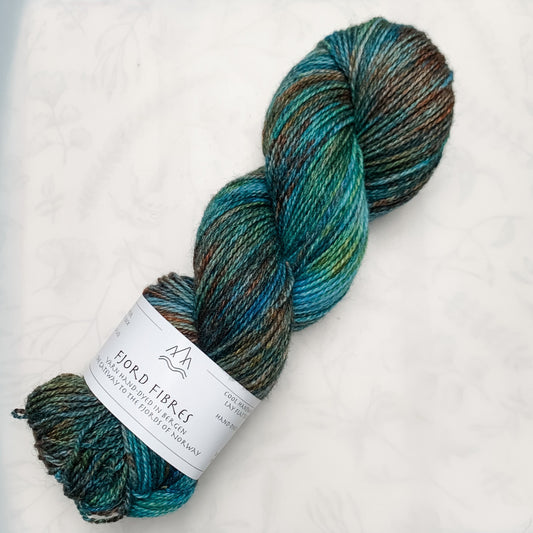 Shipwrecked - Trollfjord sock - Hand Dyed Yarn - Variegated Yarn