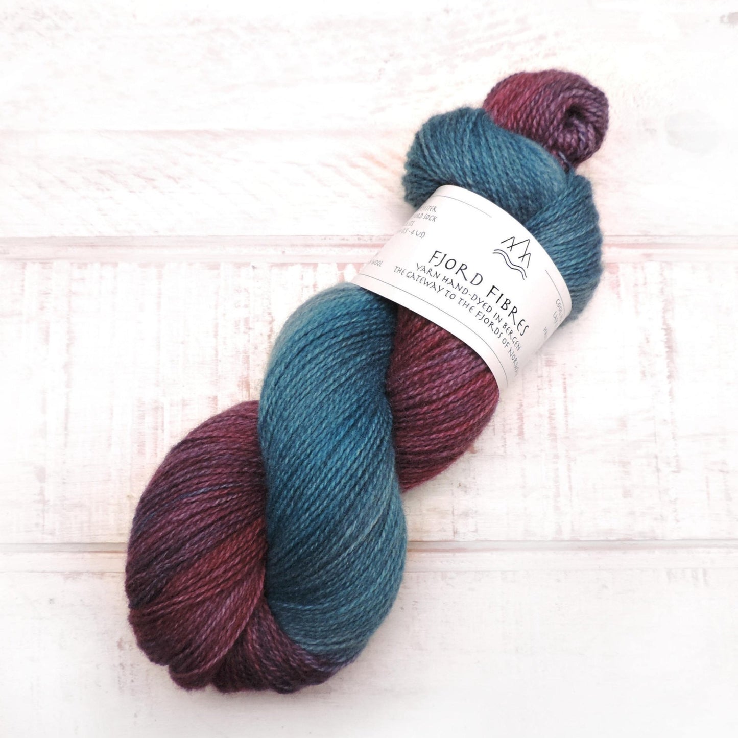 Mermaids Kiss - Trollfjord Sock - Variegated Yarn - Hand dyed yarn