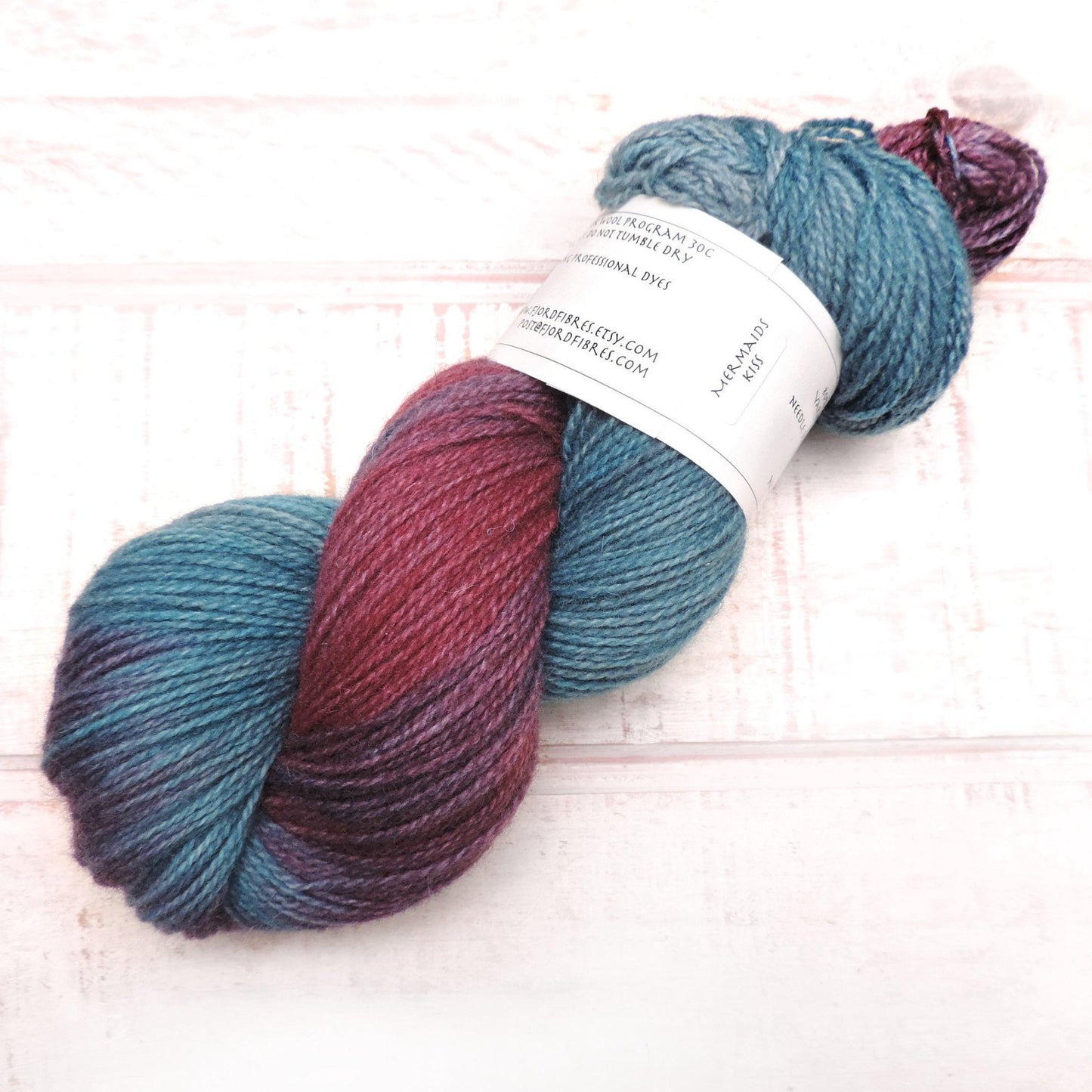 Mermaids Kiss - Trollfjord Sock - Variegated Yarn - Hand dyed yarn