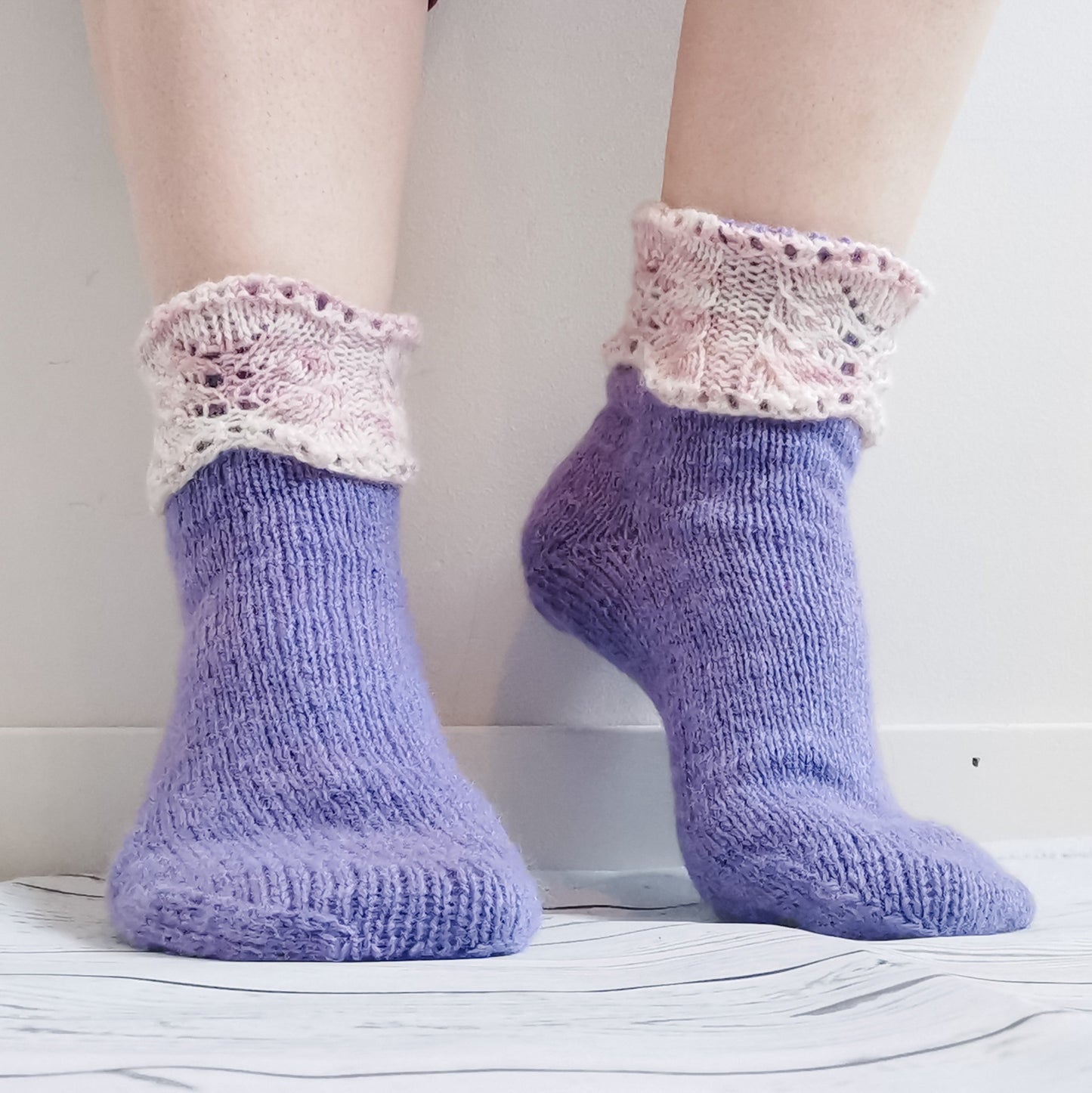 Penelope Socks Pattern Only -  Digital Pattern in English/Norwegian - Norwegian design