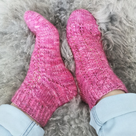 Valentina Socks Pattern Only -  Digital Pattern in English/Norwegian - Norwegian design