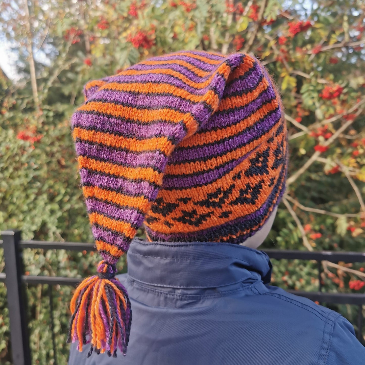 Batzy Hat Pattern Only -  Digital Pattern in English/Norwegian - Halloween - Norwegian design