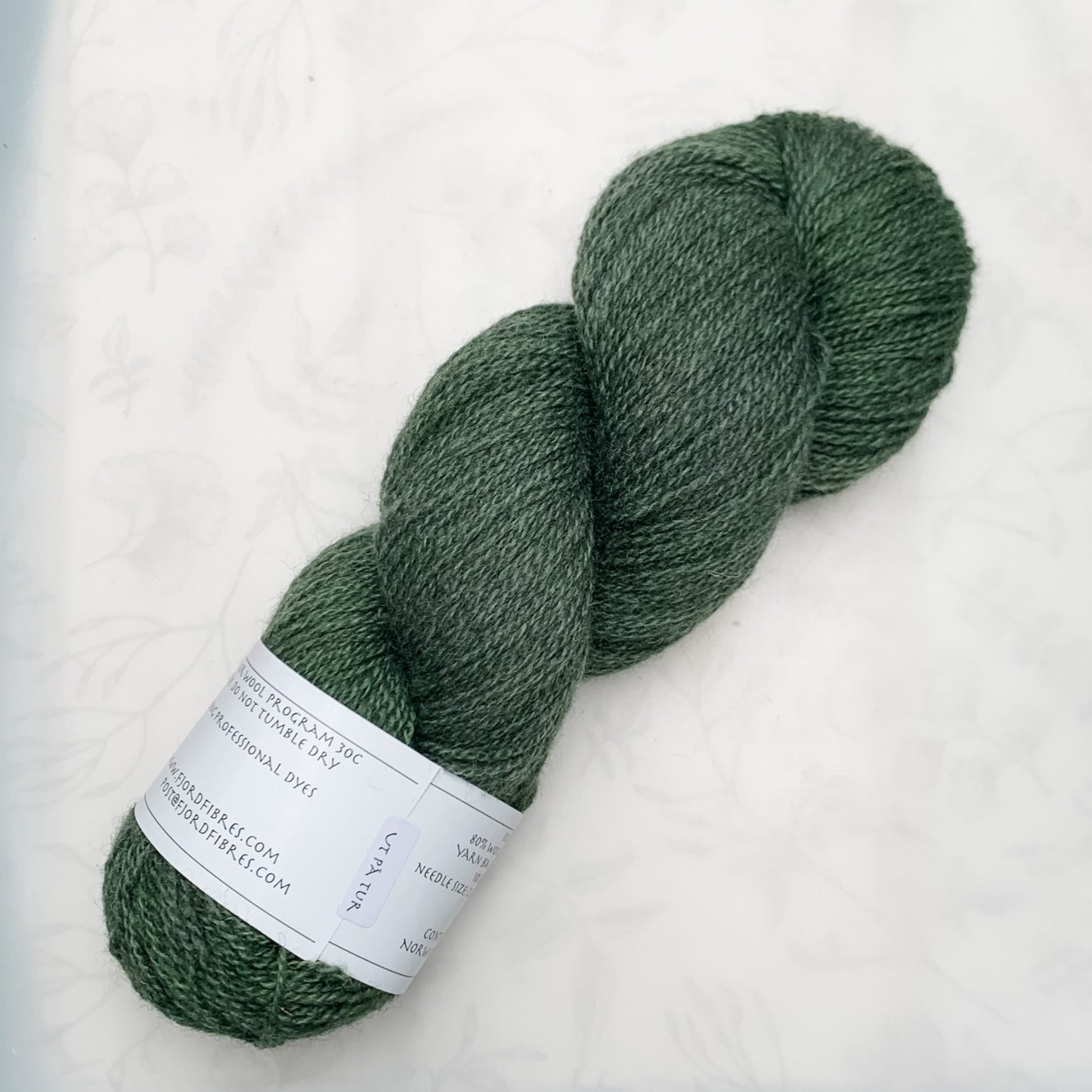 Ut på Tur - Trollfjord sock - Hand Dyed Yarn - Variegated Yarn