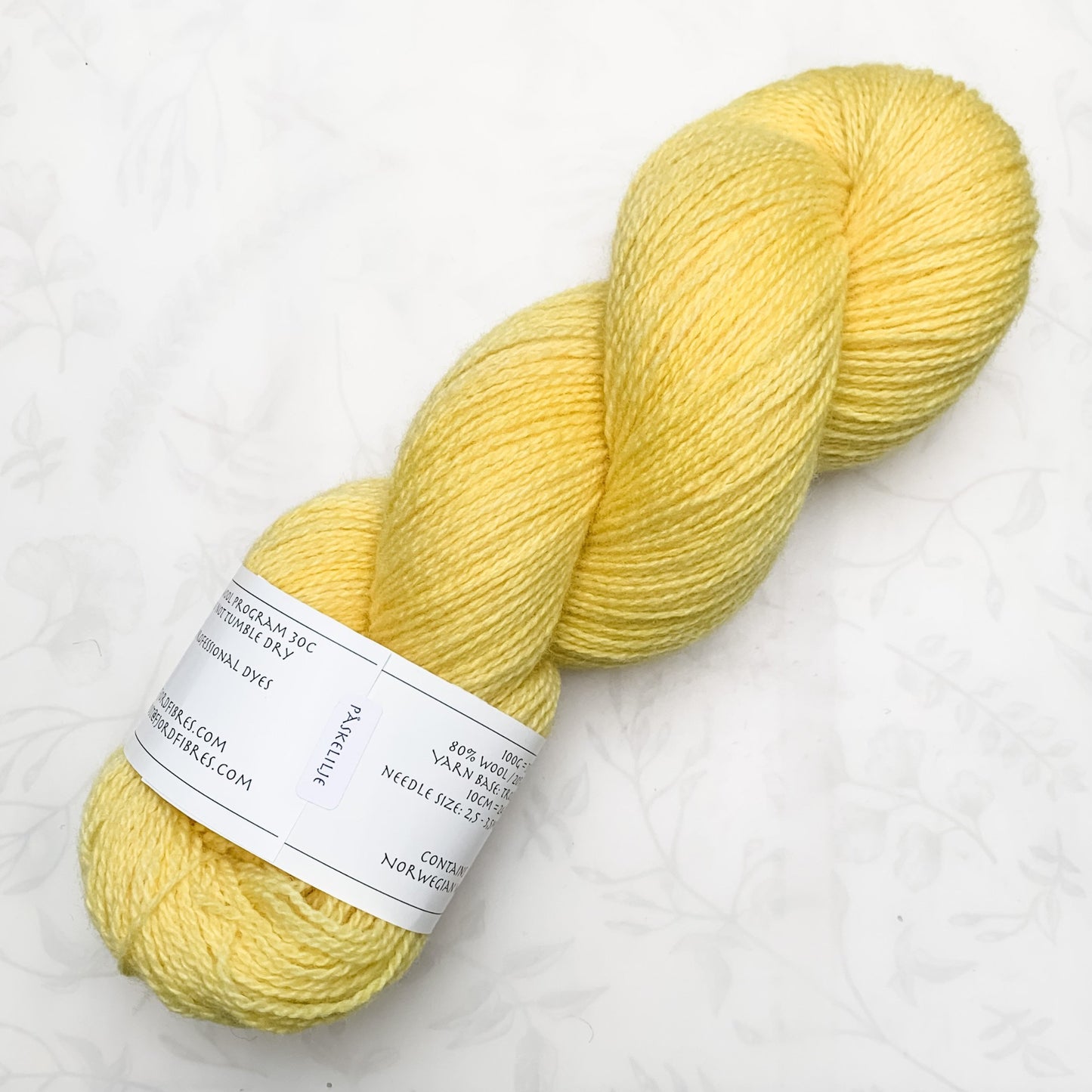 Påskelilje - Trollfjord sock - Hand Dyed Yarn - Tonal Yarn