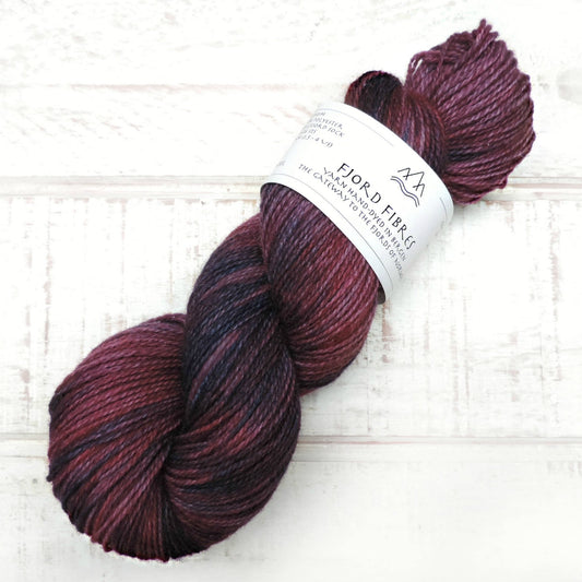 Skogsbær (Forest Berries) - Trollfjord sock - Variegated Yarn - Hand dyed yarn